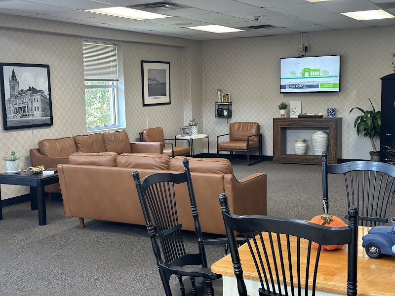 HENRY COUNTY HEALTH AND REHABILITATION nursing home in PARIS, TN - Photo 3 of 10