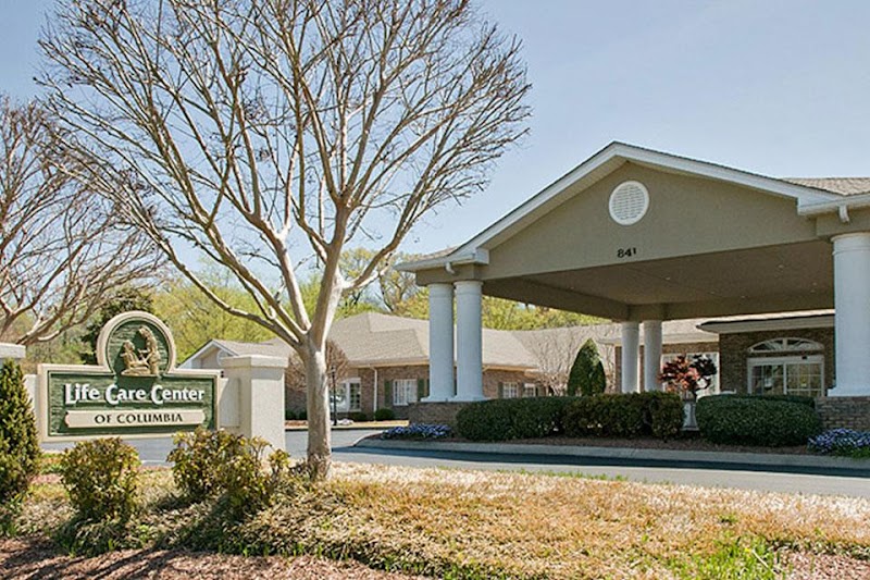 LIFE CARE CENTER OF COLUMBIA nursing home in COLUMBIA, TN - Photo 3 of 6