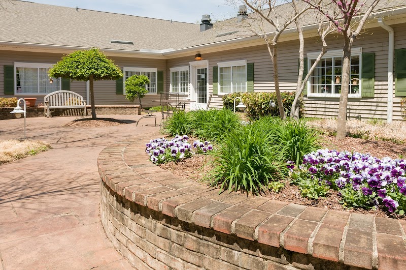 LIFE CARE CENTER OF COLUMBIA nursing home in COLUMBIA, TN - Photo 5 of 6