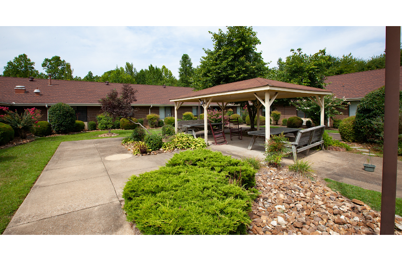 AHC WAVERLY nursing home in WAVERLY, TN - Photo 4 of 5