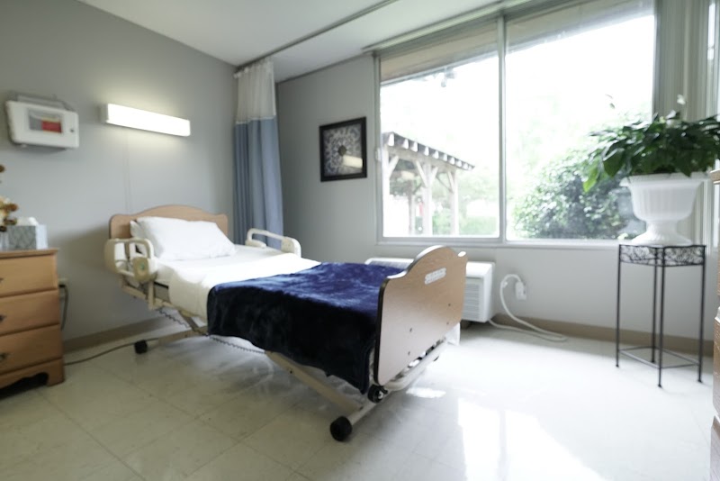 CAMDEN HEALTHCARE & REHAB CENTER nursing home in CAMDEN, TN - Photo 2 of 5