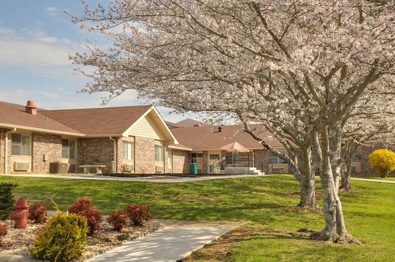 DIVERSICARE OF COPPER BASIN nursing home in COPPERHILL, TN - Photo 2 of 5