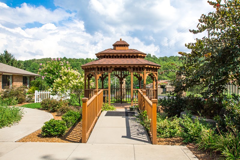 SIGNATURE HEALTHCARE OF ERIN nursing home in ERIN, TN - Photo 4 of 5