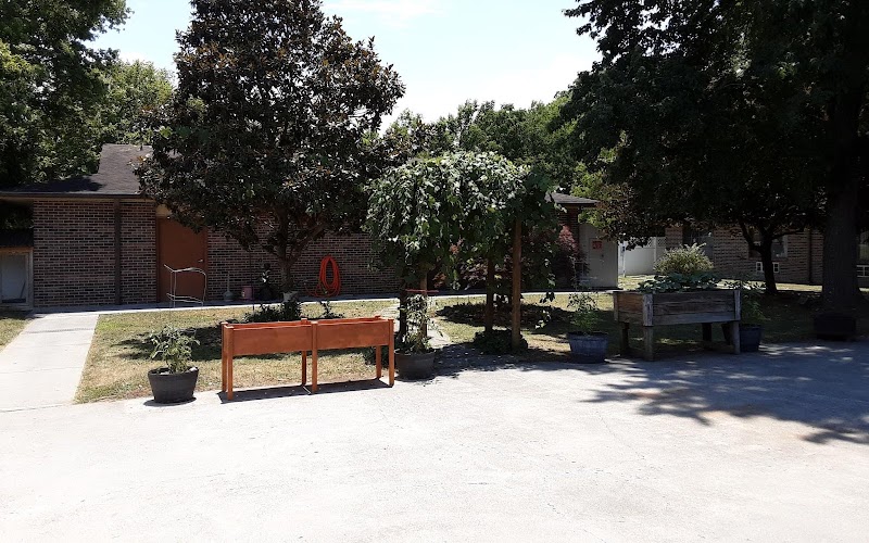 SMOKY MOUNTAIN POST-ACUTE AND REHABILITATION CENTE nursing home in PIGEON FORGE, TN - Photo 2 of 5