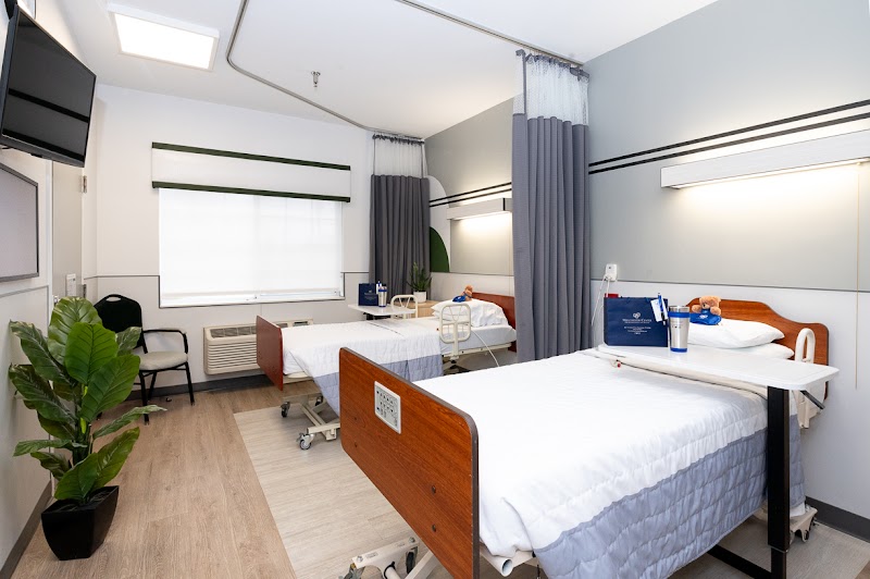 MANCHESTER CENTER FOR REHABILITATION AND HEALING L nursing home in MANCHESTER, TN - Photo 5 of 10