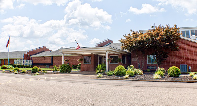 ADAMSVILLE HEALTHCARE AND REHABILITATION CENTER nursing home in ADAMSVILLE, TN - Photo 2 of 10