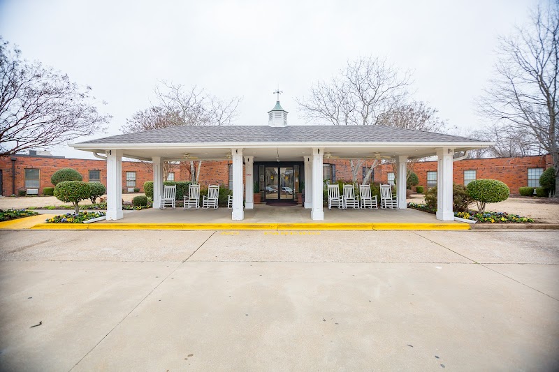 MAPLEWOOD HEALTH CARE CENTER nursing home in JACKSON, TN - Photo 2 of 5