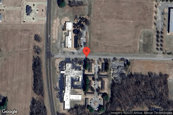 VANAYER SENIOR LIVING AND REHABILITATION nursing home in MARTIN, TN - Photo 1 of 3