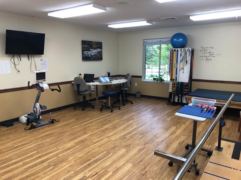 CENTER ON AGING AND HEALTH nursing home in ERWIN, TN - Photo 5 of 10