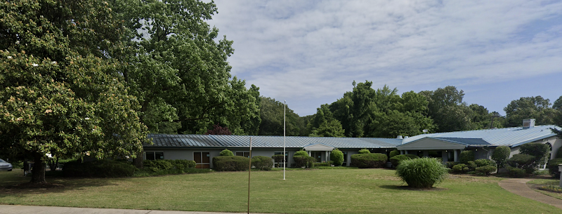 SHELBY OAKS POST ACUTE nursing home in MEMPHIS, TN - Photo 2 of 5