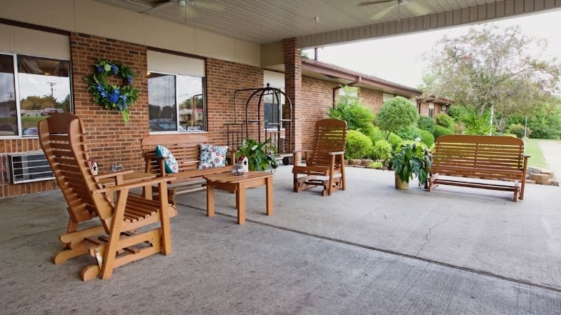 AHC LEWIS COUNTY nursing home in HOHENWALD, TN - Photo 2 of 5