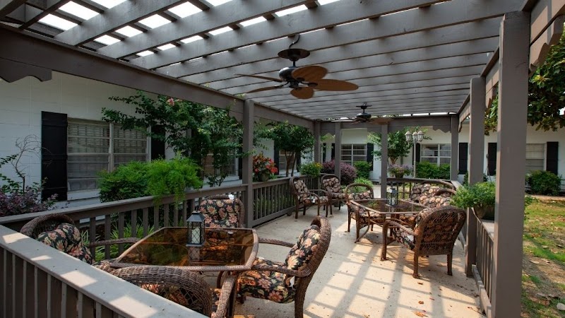 AHC CRESTVIEW nursing home in BROWNSVILLE, TN - Photo 2 of 5