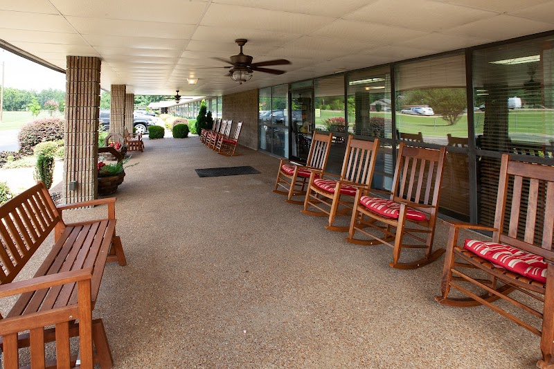 AHC MCNAIRY COUNTY nursing home in SELMER, TN - Photo 4 of 10