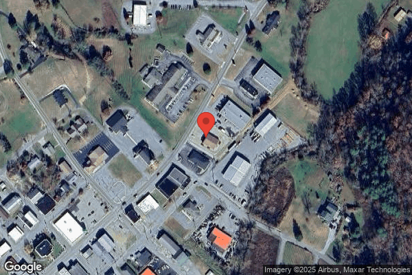 HANCOCK MANOR NURSING HOME nursing home in SNEEDVILLE, TN - Photo 1 of 10