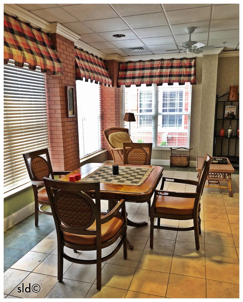 NHC PLACE AT COOL SPRINGS nursing home in FRANKLIN, TN - Photo 3 of 6