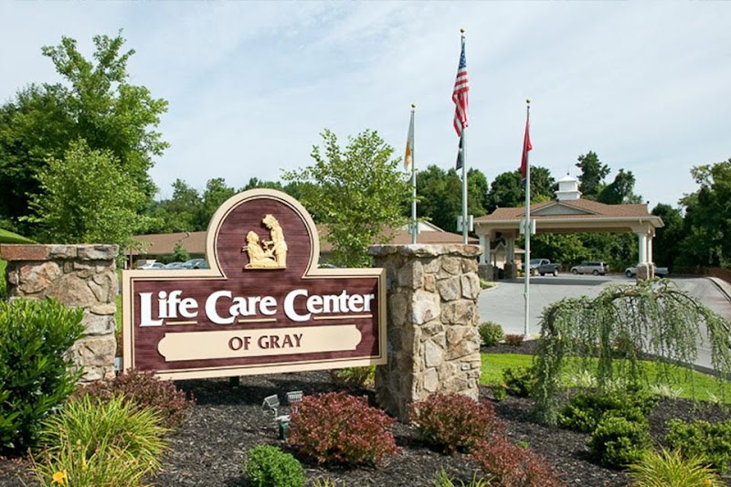 LIFE CARE CENTER OF GRAY nursing home in GRAY, TN - Photo 2 of 5