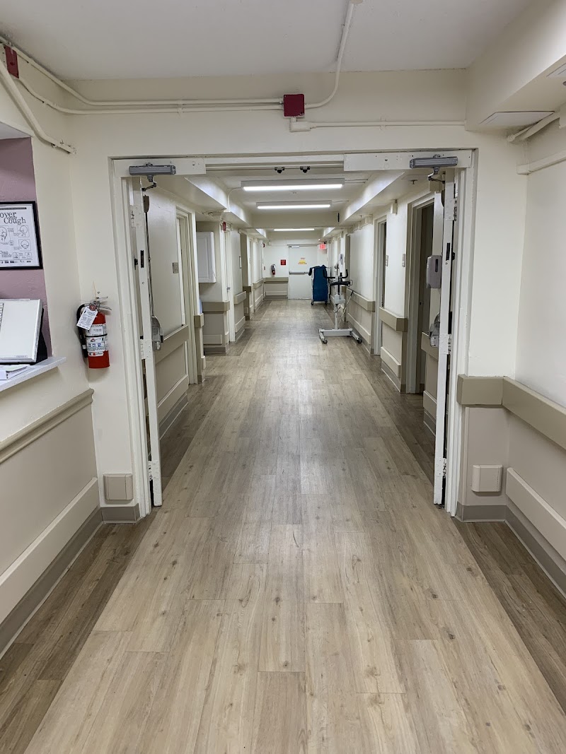 COLLIERVILLE NURSING AND REHABILITATION, LLC nursing home in COLLIERVILLE, TN - Photo 4 of 5