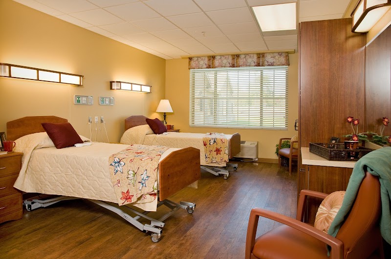 LIFE CARE CENTER OF HICKORY WOODS nursing home in ANTIOCH, TN - Photo 4 of 10