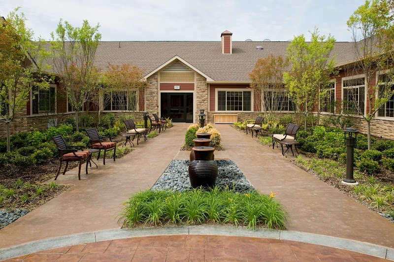 LIFE CARE CENTER OF OLD HICKORY VILLAGE nursing home in OLD HICKORY, TN - Photo 3 of 5