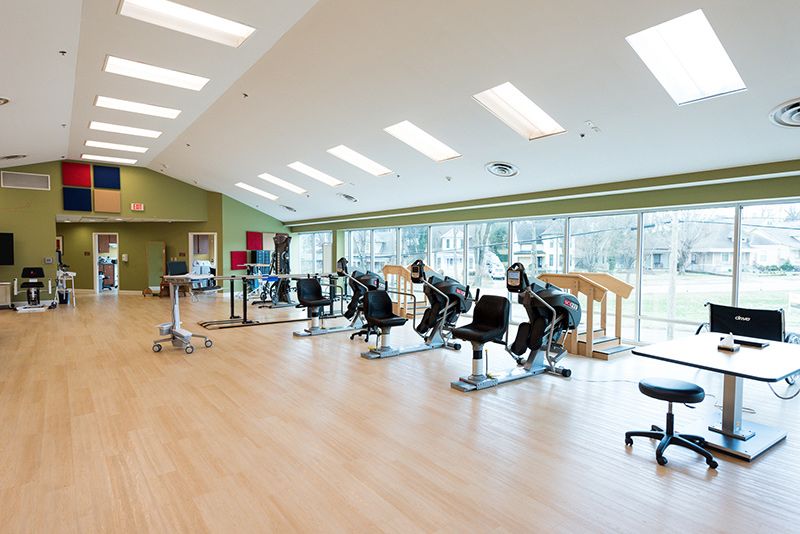 NASHVILLE CENTER FOR REHABILITATION AND HEALING LL nursing home in NASHVILLE, TN - Photo 2 of 5