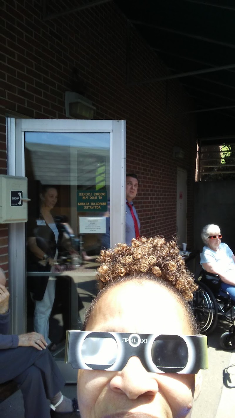 HEARTLAND nursing home in NASHVILLE, TN - Photo 2 of 5