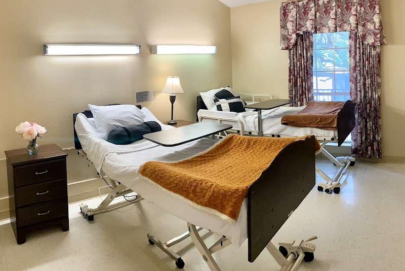 ROSE TRAIL NURSING AND REHABILITATION CENTER nursing home in TYLER, TX - Photo 2 of 5