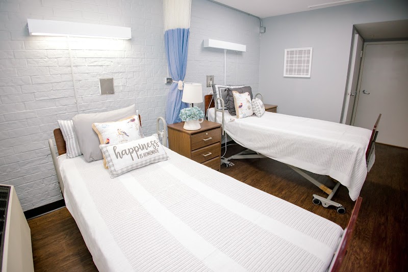 THE MEADOWS HEALTH AND REHABILITATION CENTER nursing home in DALLAS, TX - Photo 2 of 5