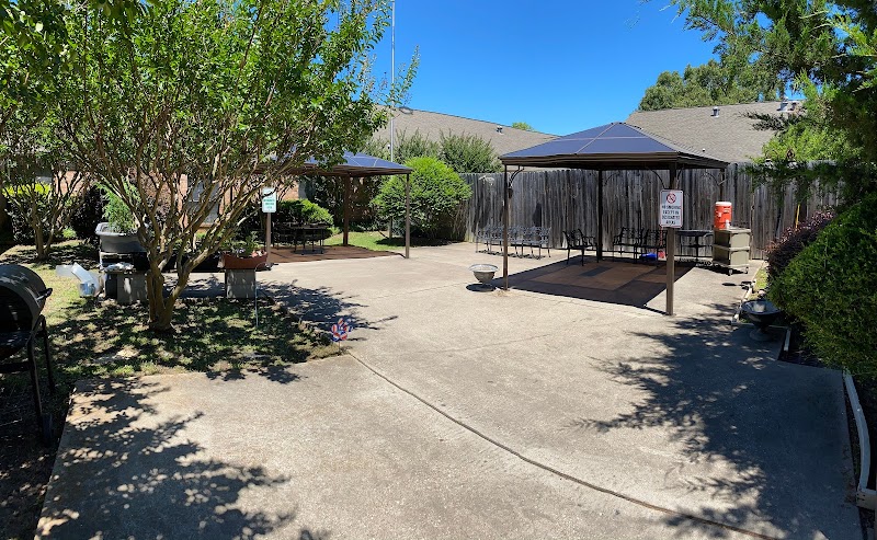 AVIR AT PETAL HILL nursing home in TYLER, TX - Photo 3 of 5