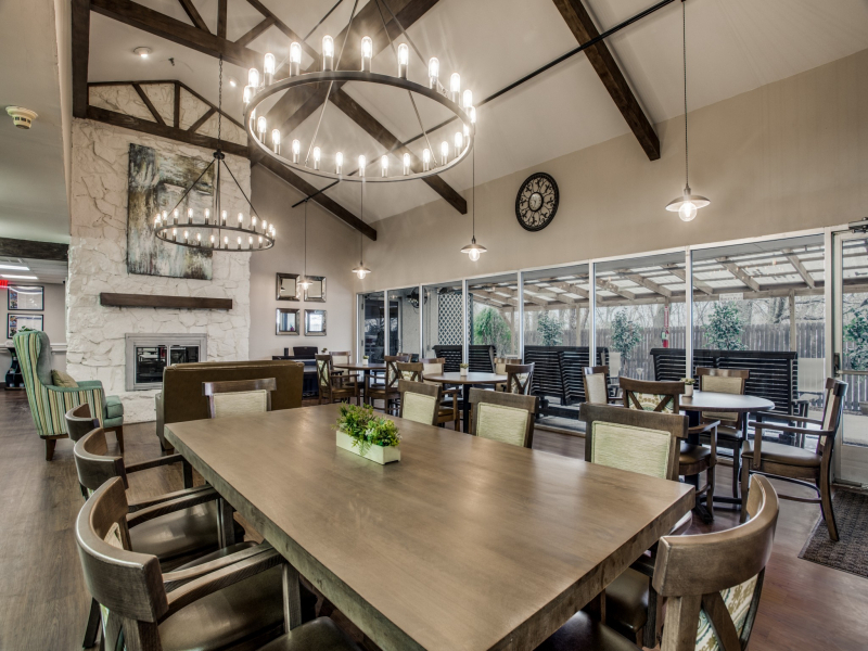 Ennis Care Center nursing home in Ennis, TX - Photo 3 of 5