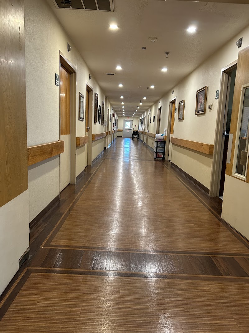 PLAINVIEW HEALTHCARE CENTER nursing home in PLAINVIEW, TX - Photo 2 of 5