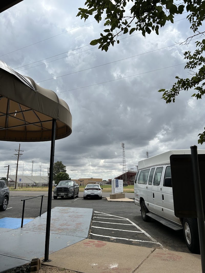 PLAINVIEW HEALTHCARE CENTER nursing home in PLAINVIEW, TX - Photo 3 of 5