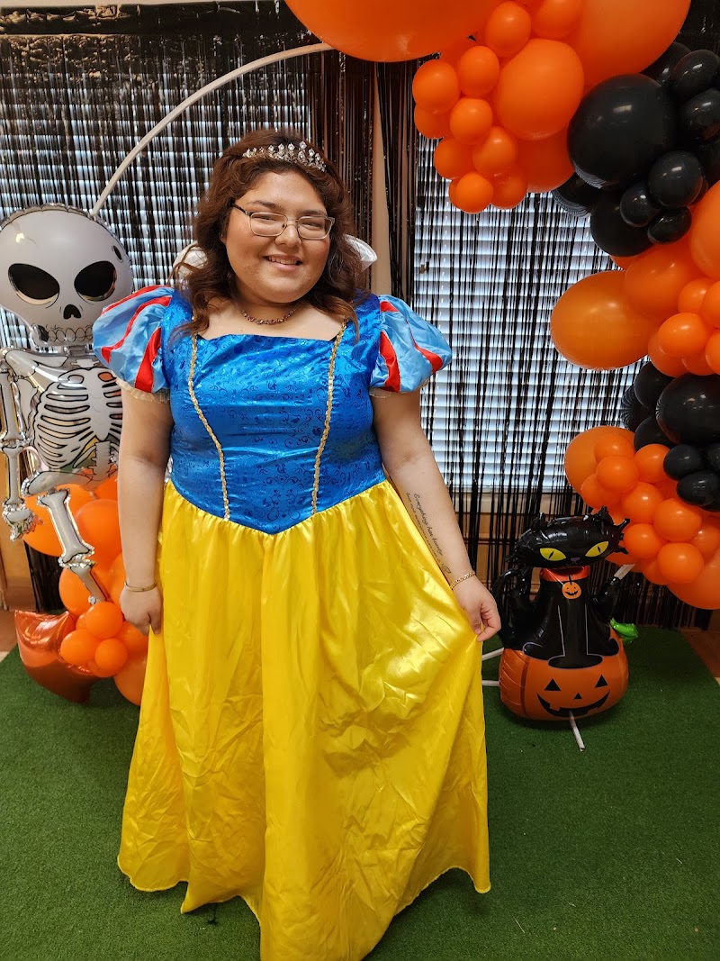 GRAND TERRACE REHABILITATION AND HEALTHCARE nursing home in MCALLEN, TX - Photo 4 of 10