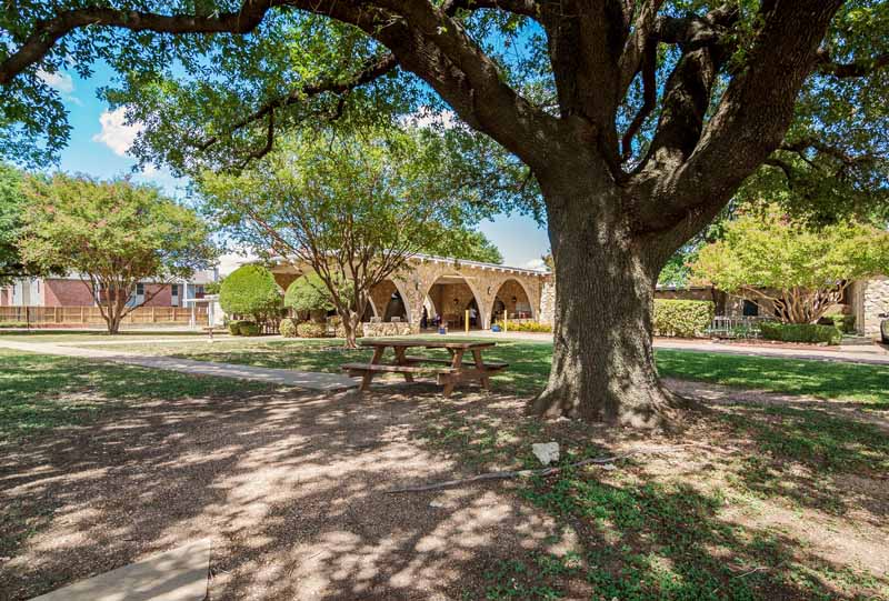 GREENVIEW NURSING AND REHABILITATION nursing home in WACO, TX - Photo 2 of 5