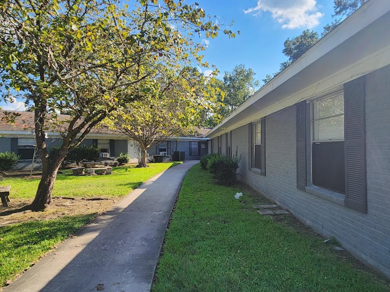 DAYTON NURSING AND REHABILITATION nursing home in DAYTON, TX - Photo 4 of 5