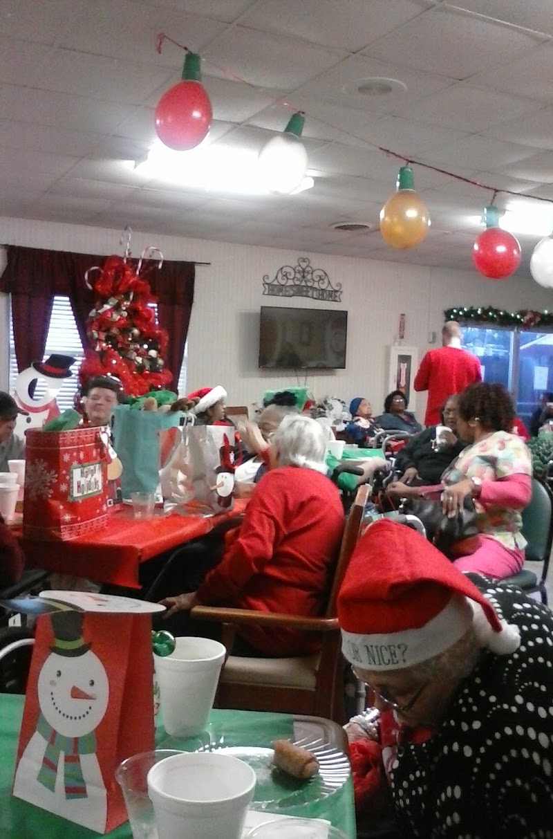 MARSHALL MANOR NURSING & REHABILITATION CENTER nursing home in MARSHALL, TX - Photo 2 of 5