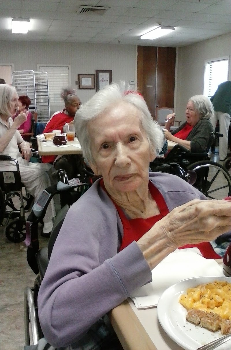 MARSHALL MANOR NURSING & REHABILITATION CENTER nursing home in MARSHALL, TX - Photo 4 of 5