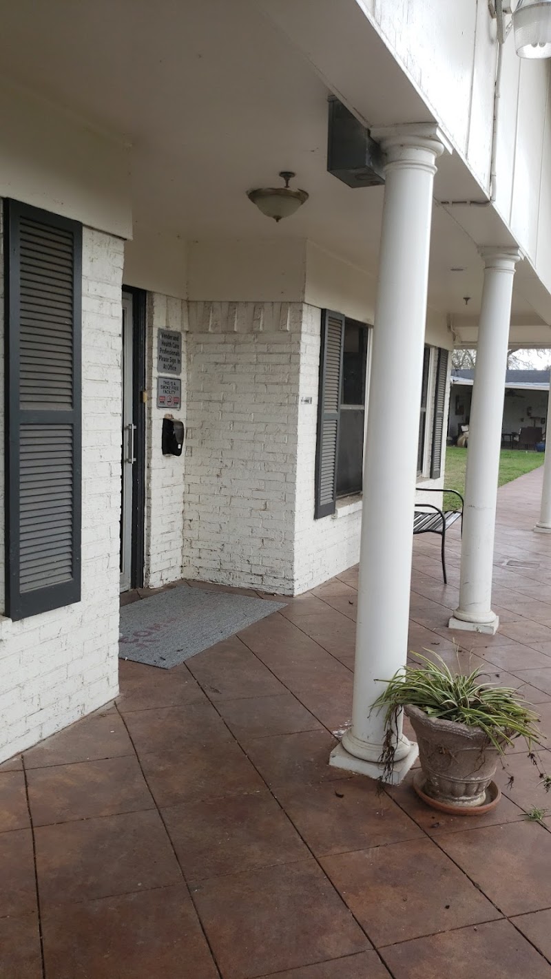 COMMUNITY CARE CENTER OF HONDO nursing home in HONDO, TX - Photo 4 of 5