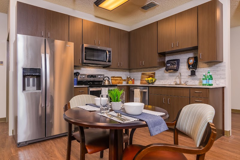 LONGVIEW HILL NURSING AND REHABILITATION CENTER nursing home in LONGVIEW, TX - Photo 5 of 5