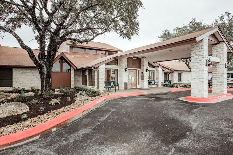 Monument Rehabilitation and Nursing Center nursing home in La Grange, TX - Photo 2 of 10