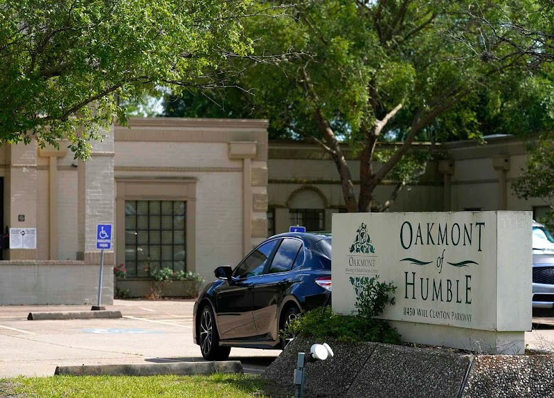 Oakmont Healthcare and Rehabilitation of Humble nursing home in Humble, TX - Photo 2 of 5