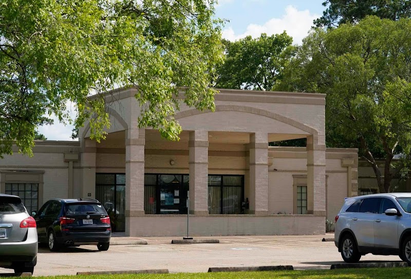 Oakmont Healthcare and Rehabilitation of Humble nursing home in Humble, TX - Photo 3 of 5