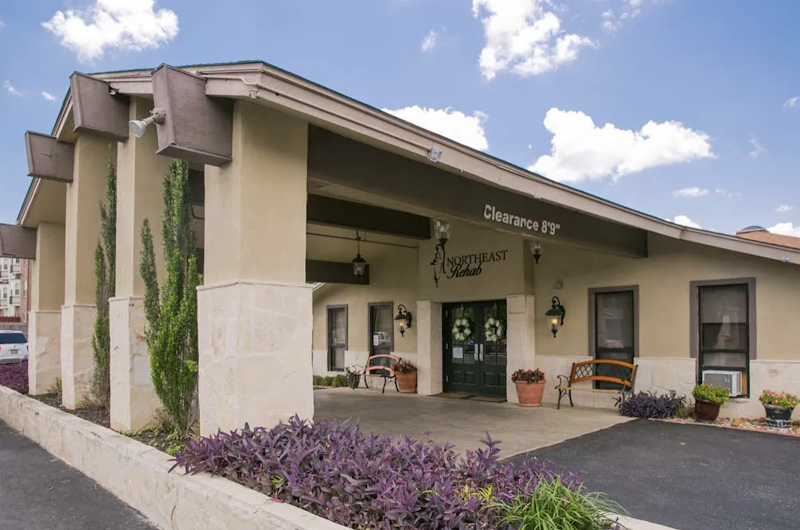 NORTHEAST REHABILITATION AND HEALTHCARE CENTER nursing home in SAN ANTONIO, TX - Photo 4 of 5