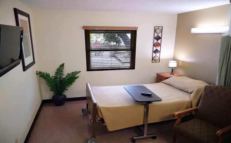 OAK PARK NURSING AND REHABILITATION CENTER nursing home in SAN ANTONIO, TX - Photo 2 of 5