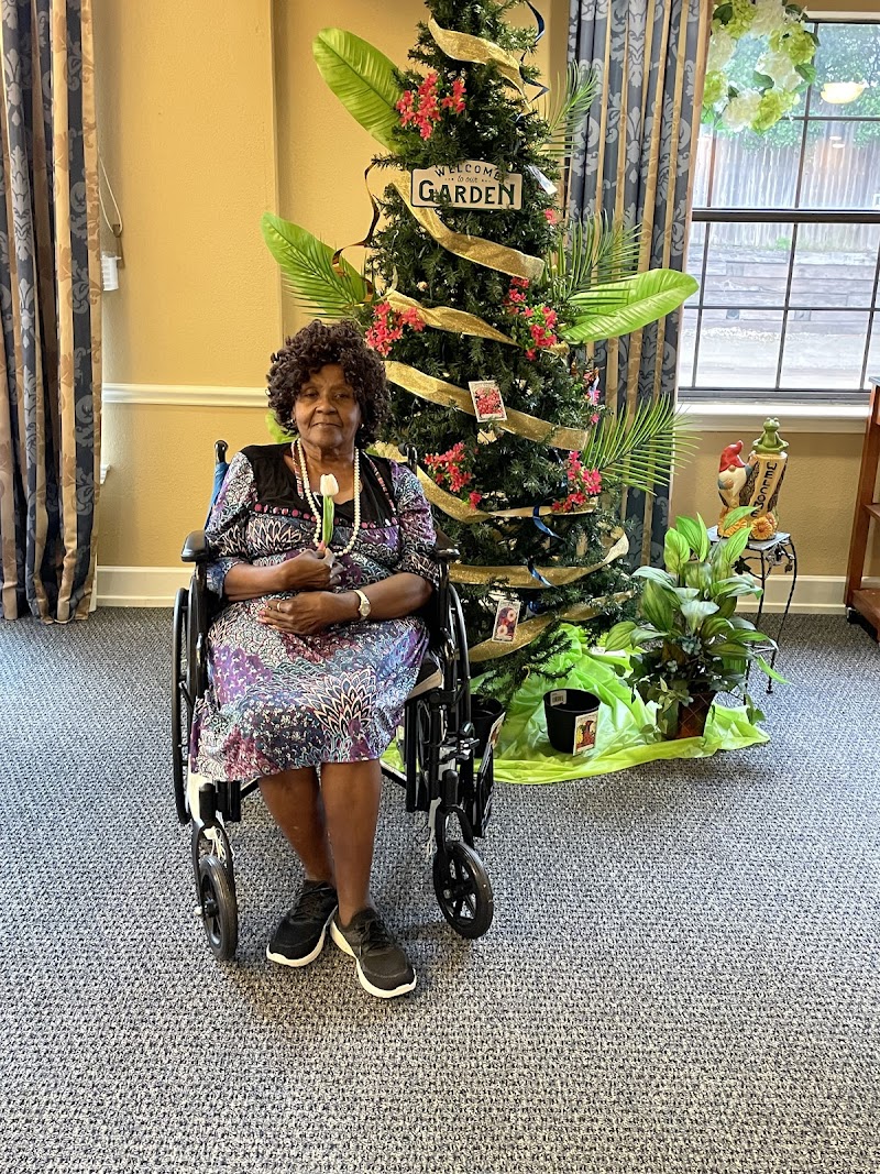 WINDSOR GARDENS nursing home in LANCASTER, TX - Photo 4 of 5