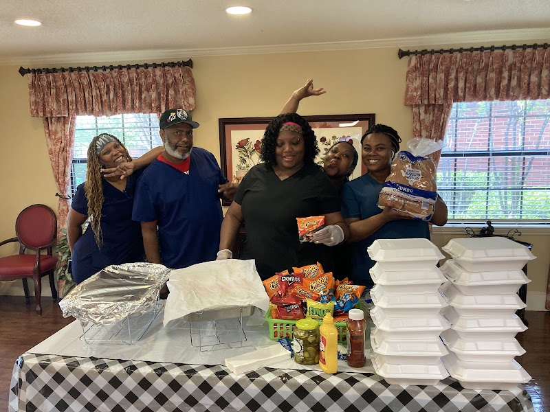 WINDSOR GARDENS nursing home in LANCASTER, TX - Photo 5 of 5