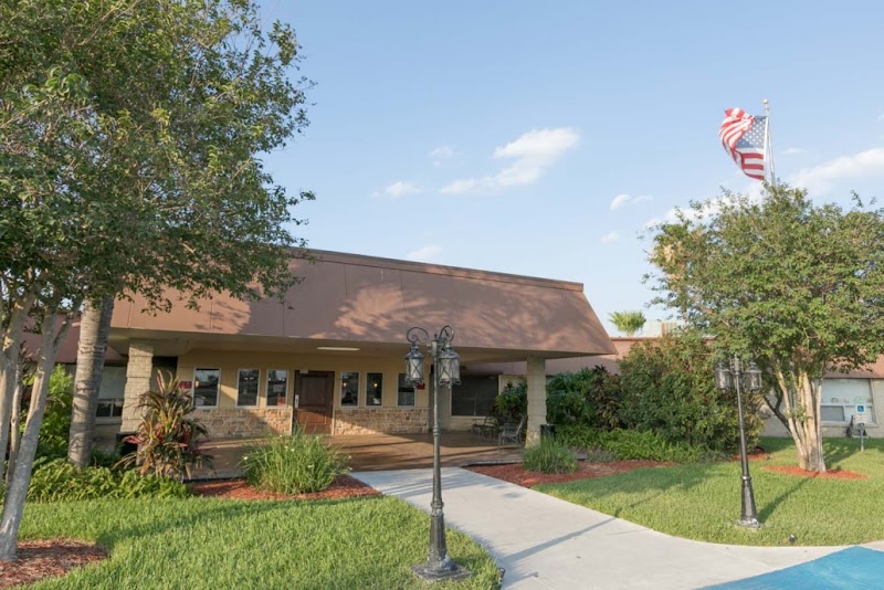 VERANDA REHABILITATION AND HEALTHCARE nursing home in HARLINGEN, TX - Photo 4 of 10