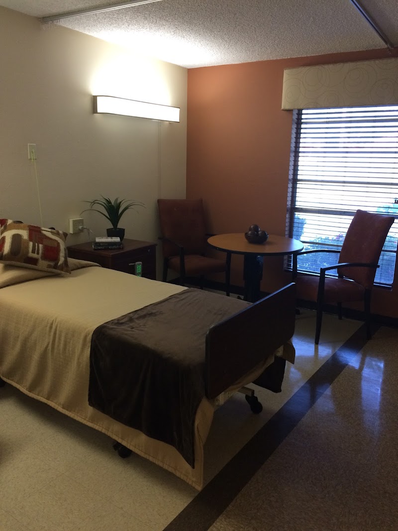 SANTA FE HEALTH & REHABILITATION CENTER nursing home in WEATHERFORD, TX - Photo 5 of 10