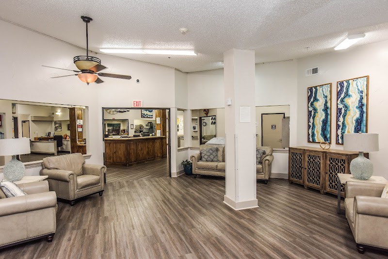 GRAHAM OAKS CARE CENTER nursing home in GRAHAM, TX - Photo 4 of 5