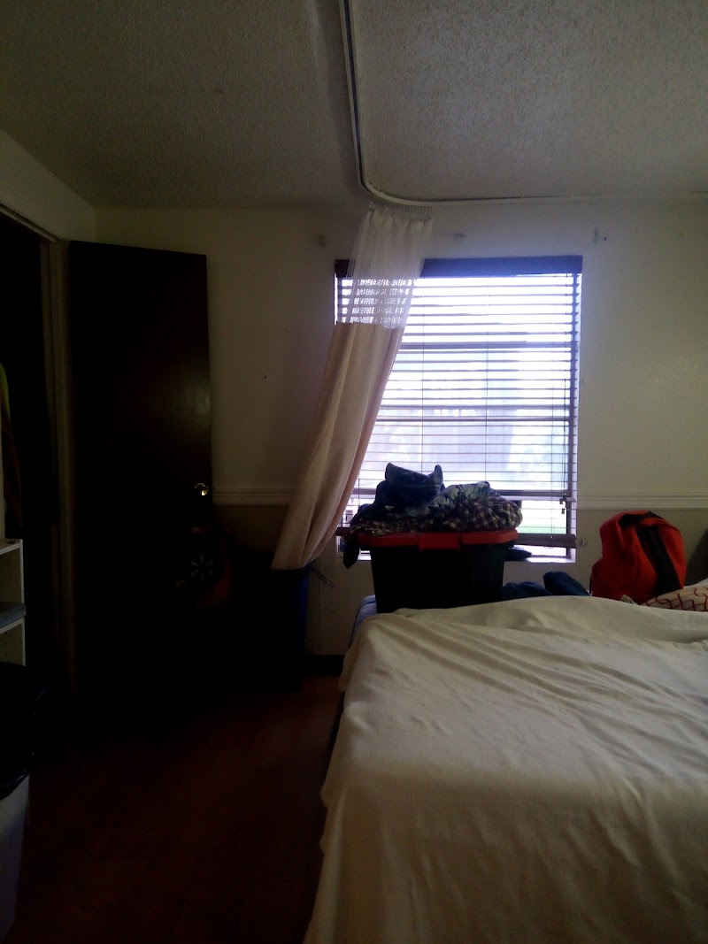 RIVER VALLEY HEALTH & REHABILITATION CENTER nursing home in GAINESVILLE, TX - Photo 3 of 5