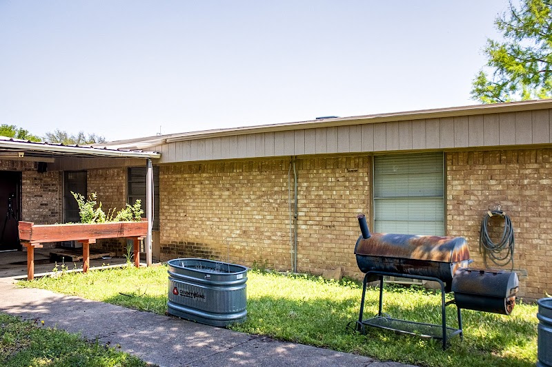 DESOTO NURSING & REHABILITATION CENTER nursing home in DESOTO, TX - Photo 3 of 10